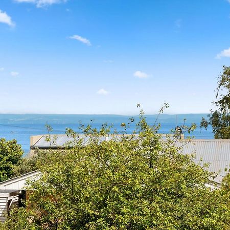 Waitahanui Lake House - Lake Taupo Holiday Home Экстерьер фото